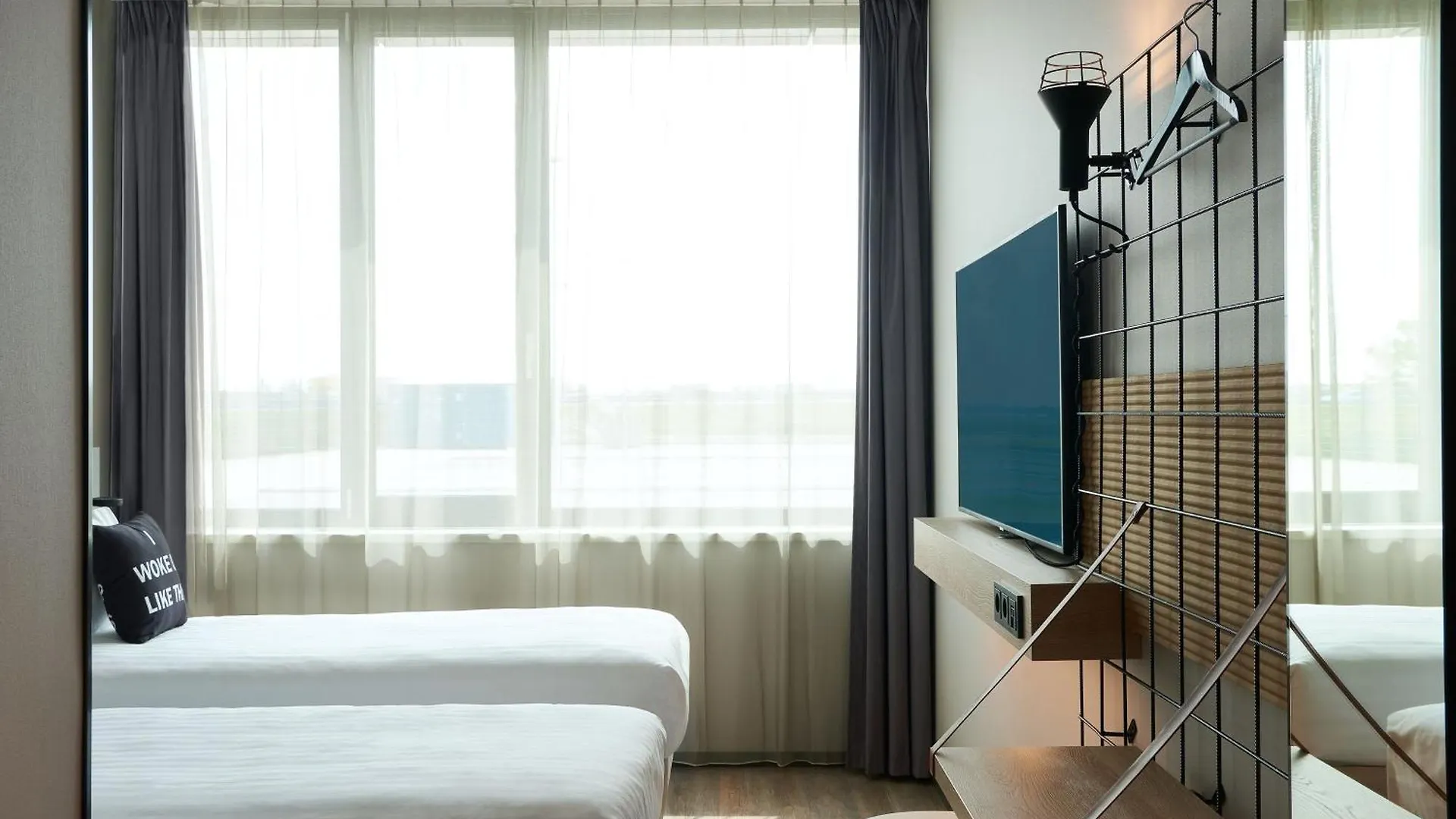 Moxy Amsterdam Schiphol Airport Ξενοδοχείο Hoofddorp 4*,  Ολλανδία