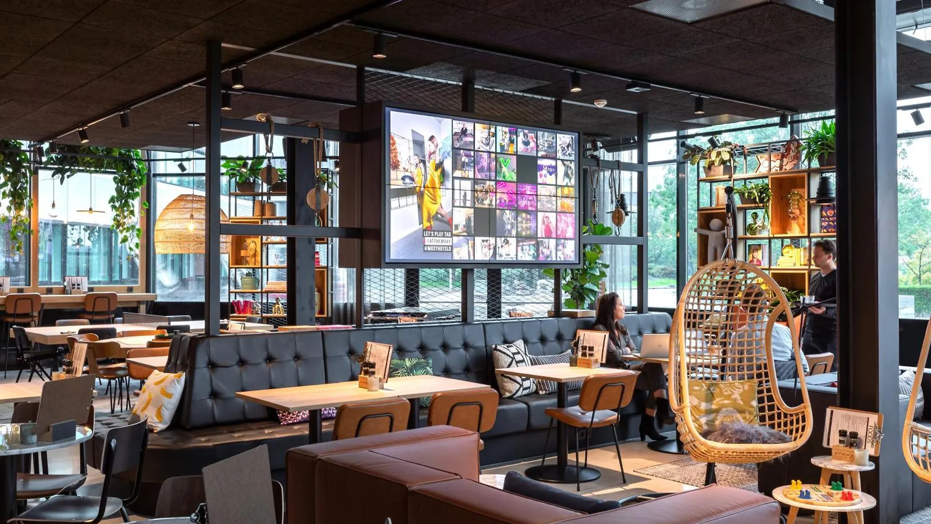Moxy Amsterdam Schiphol Airport Ξενοδοχείο Hoofddorp