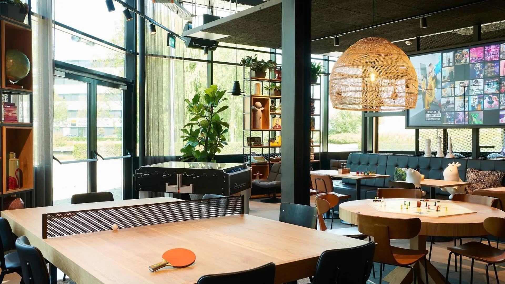 Moxy Amsterdam Schiphol Airport Ξενοδοχείο Hoofddorp
